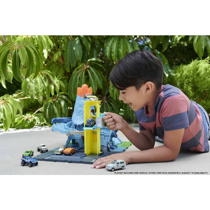 Matchbox Action Drivers Volcano Escape Playset With Lights & Sounds