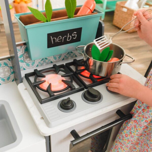 Garden Gourmet Play Kitchen with EZ Kraft Assembly
