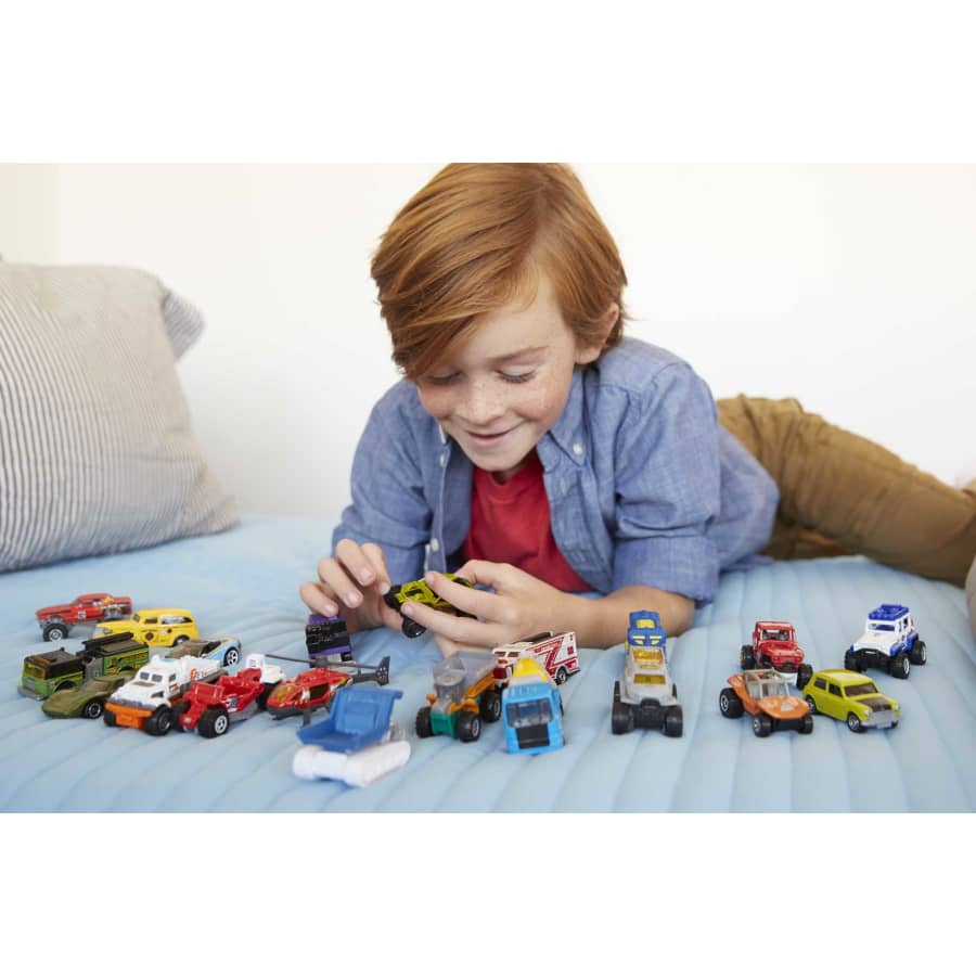 Matchbox Set Of 20 1:64 Scale Toy Cars And Trucks Matchbox Set Of 20 1:64 Scale Toy Cars And Trucks